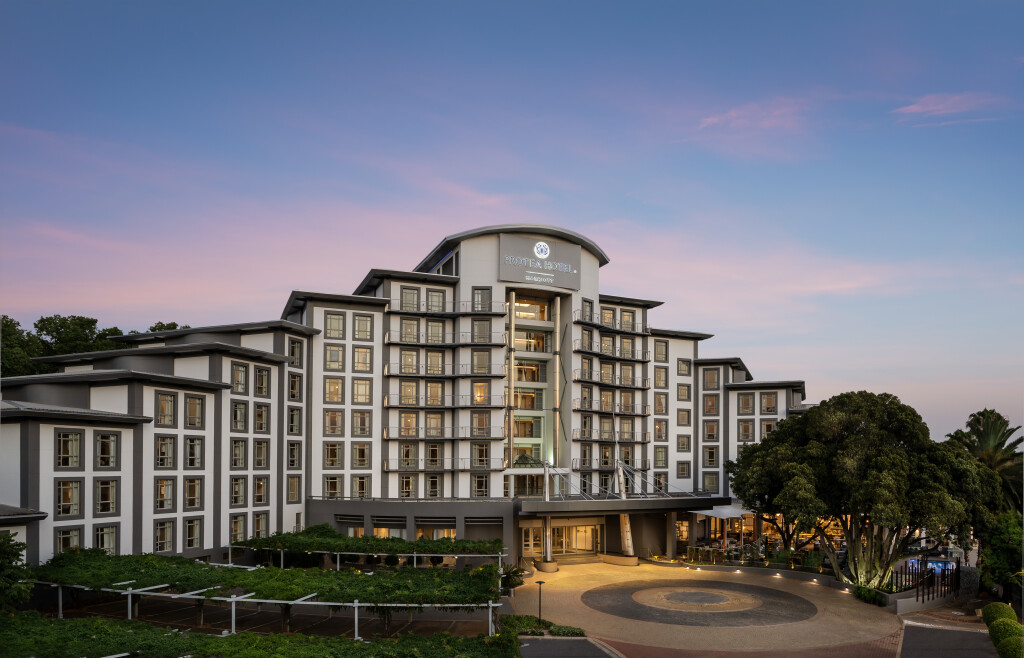 VIP SA Cricket + Protea Stay