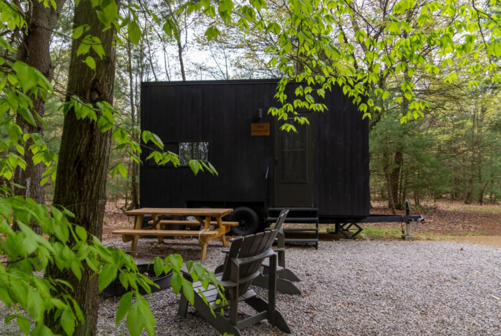 Postcard Cabins Dale Hollow — 2 Tickets (Pkg 20)