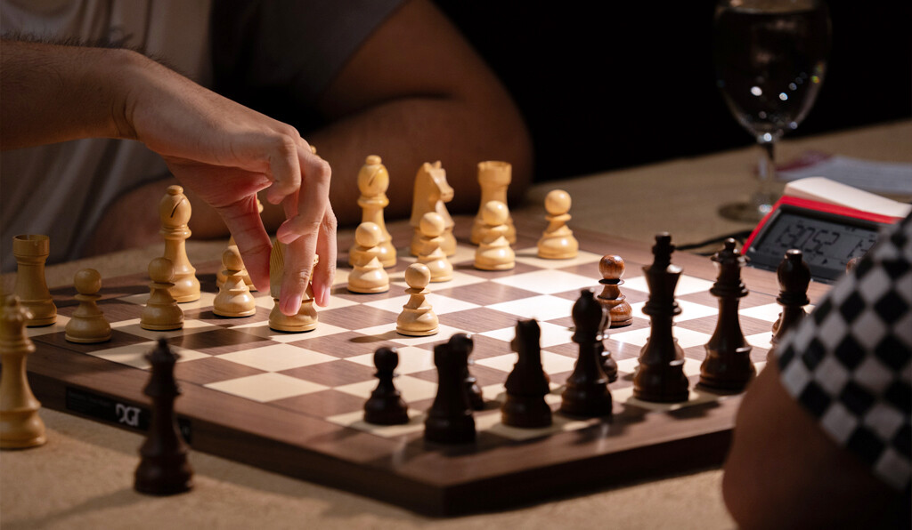 Chess Masterclass and Dinner With a Grandmaster + Stay — 2 Tickets (Pkg 2)
