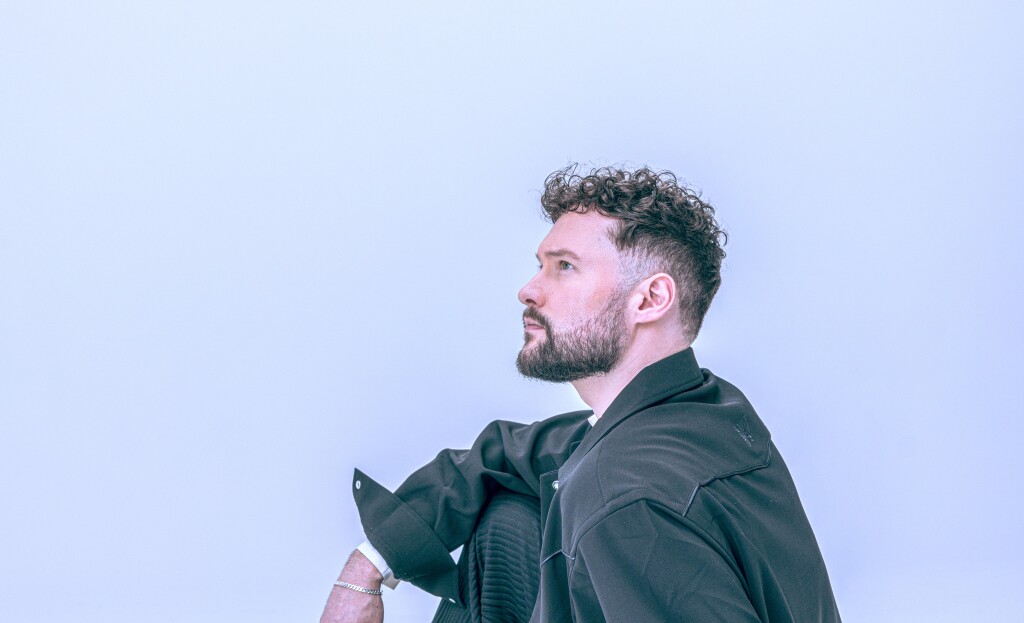 Calum Scott at Channel Aid Meet & Greet + Hotel Stay
