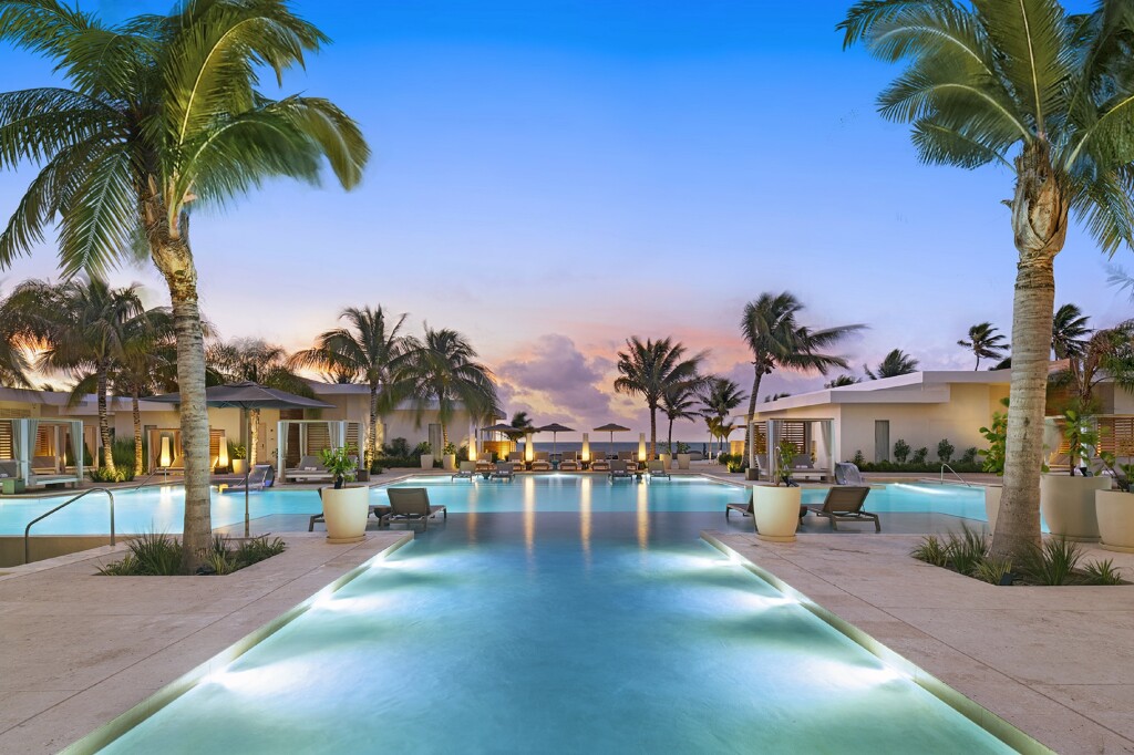 Explore the Best of Belize + Oceanview Suite Stay — 2 Tickets (Pkg 2)