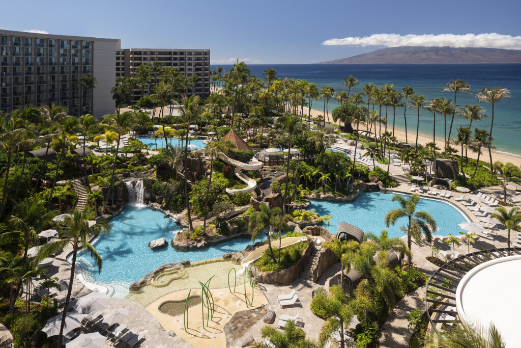 The Hokupa’a Voyage: A Wayfinding Stay + Suite Stay